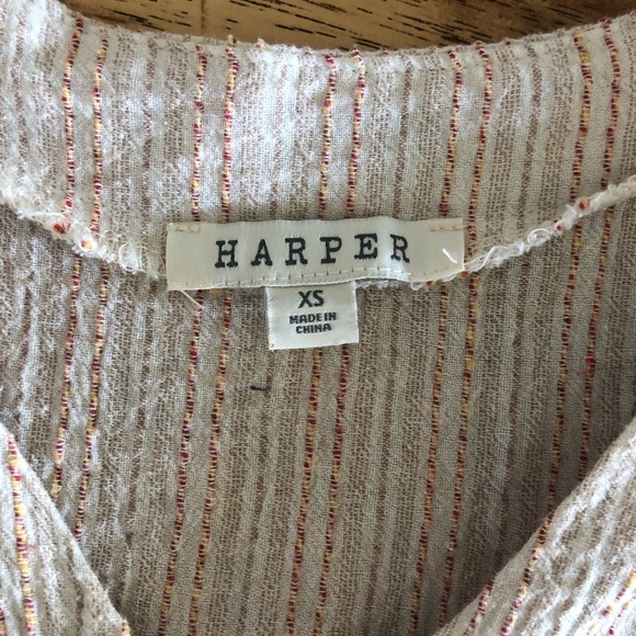 Button up top! - Picture 2 of 3